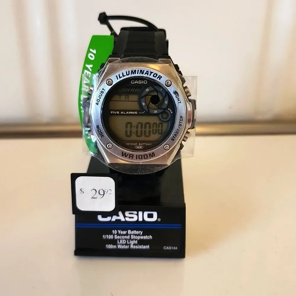CASIO ILLUMINATOR WATCH 10 YEAR BATTERY - Picture 1 of 6